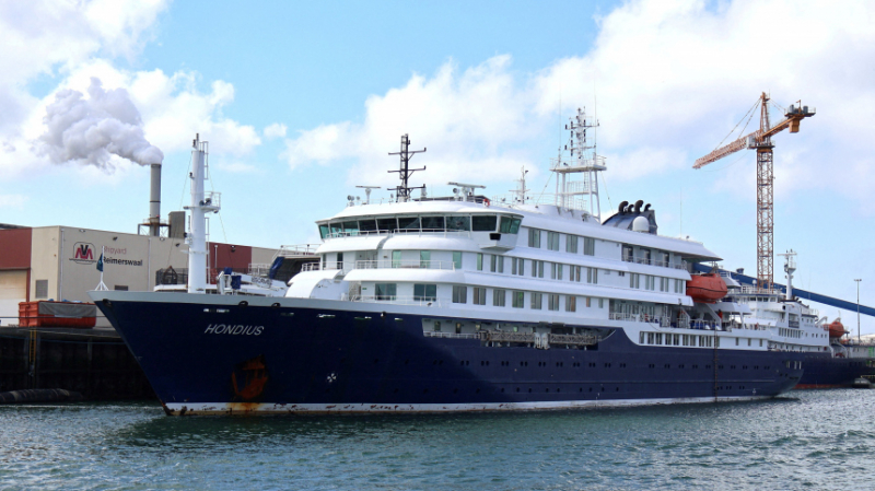 Турист лайнера MV Hondius взял на себя обязанности врача из-за хантавируса