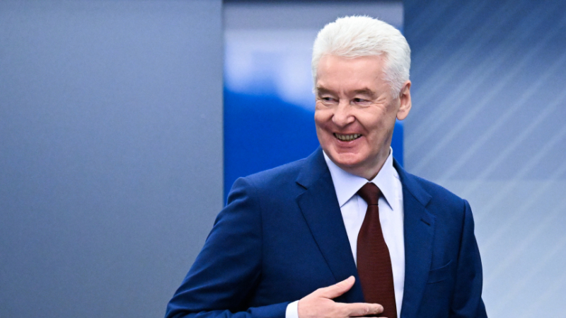 Сергей Собянин поздравил москвичей с Днем России